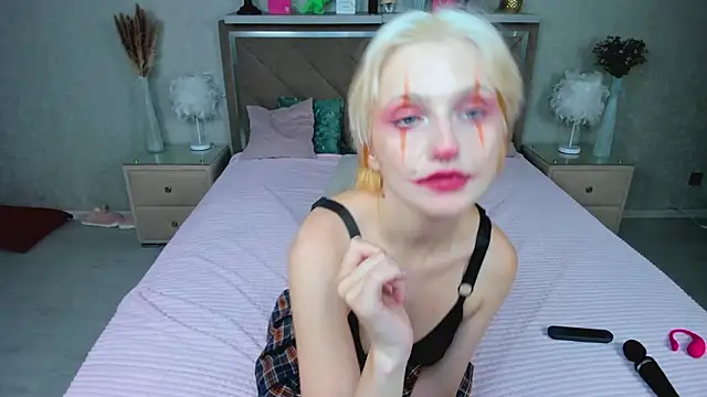 MiaKarlos webcam