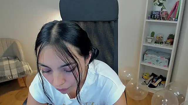 _BellaEvans_ webcam