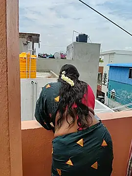 Desicouple1706 webcam