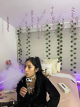 Lucyjoi webcam