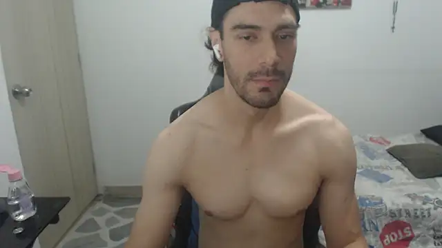 samuelgarcia_ (Ask my age) - cum And Swallow!