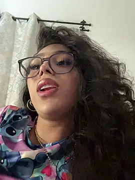 Samantha_Bernard... Live Webcam on Stripchat
