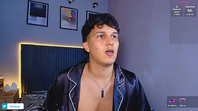 Leo_Savage_ live sex cam