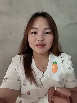 Mina_xYx live cam on StripChat