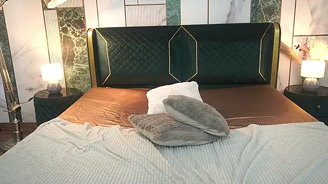 IceDanielles webcam