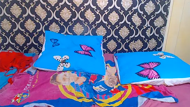 LaicyBrown76 webcam