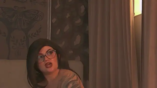 VeronaNoct live cam on StripChat