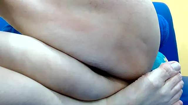 thebesthairypussy2 webcam