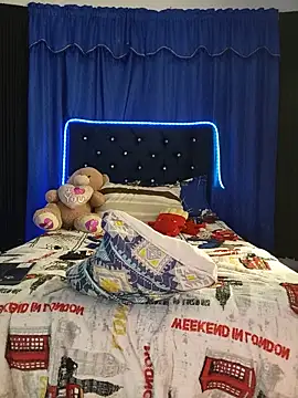 bittersuite_hot webcam