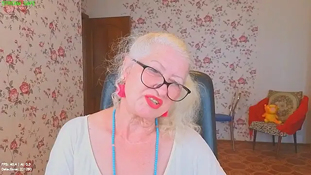 Maya_Mayflower webcam
