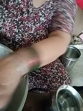 Simran_008 webcam