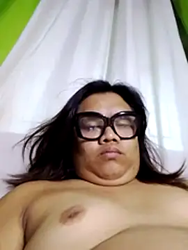 Asian_Miyaka webcam