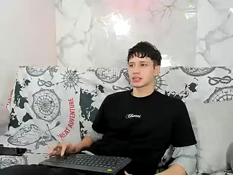DANIEL_Hot777 webcam