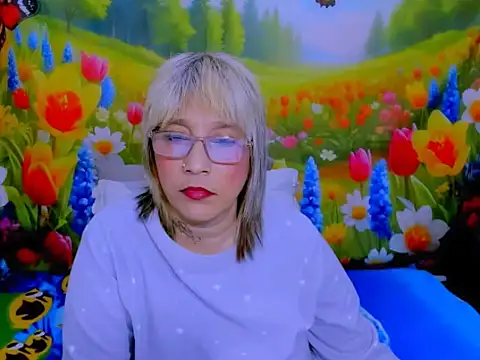 indianroxy webcam
