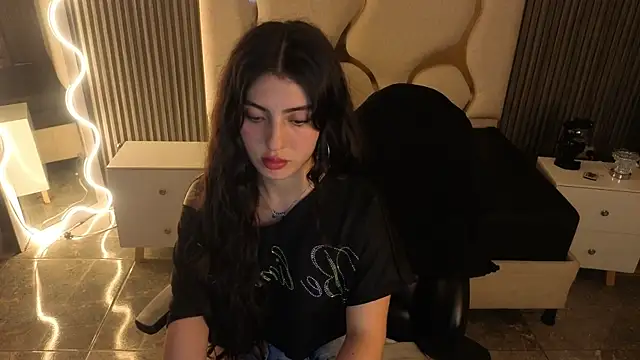 ixchel_tay's live room