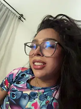 Samantha_Bernard... Live Webcam on Stripchat