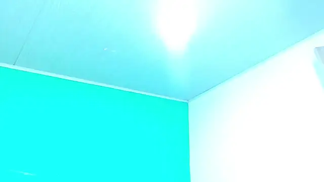 avaleri_cherry webcam