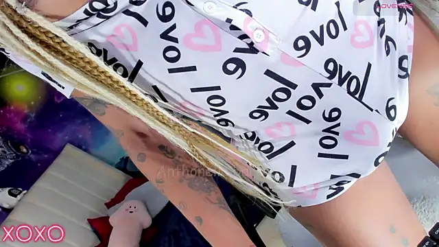 Nella_Dolls webcam