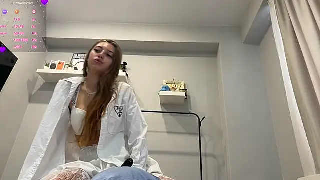 selena_favn