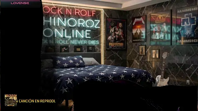 chino_roz webcam