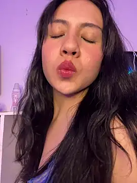 Lunaa_Gem11 webcam