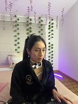 Lucyjoi webcam