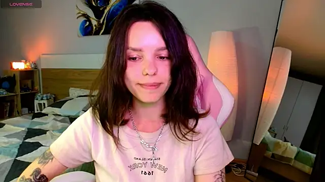Maya_Campbell webcam