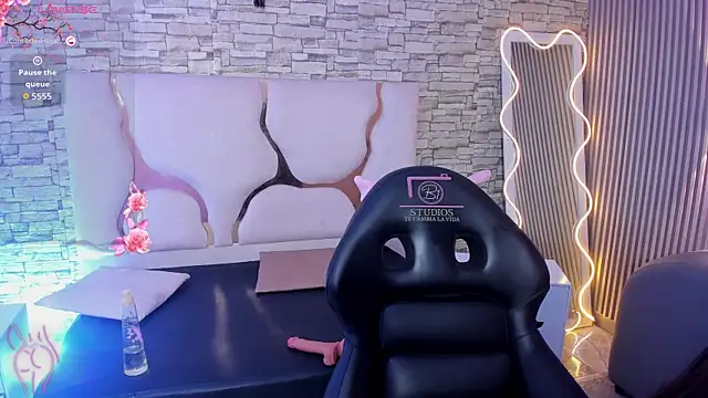 Laulin_tay webcam