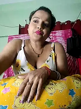 hornypiu697 live cam on StripChat