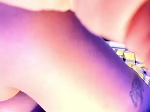 cristina697 webcam