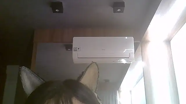 SkinnyKitten live cam