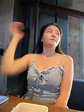 xiaoxiaocheng678 live webcam show