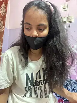 Sandhya_77 webcam