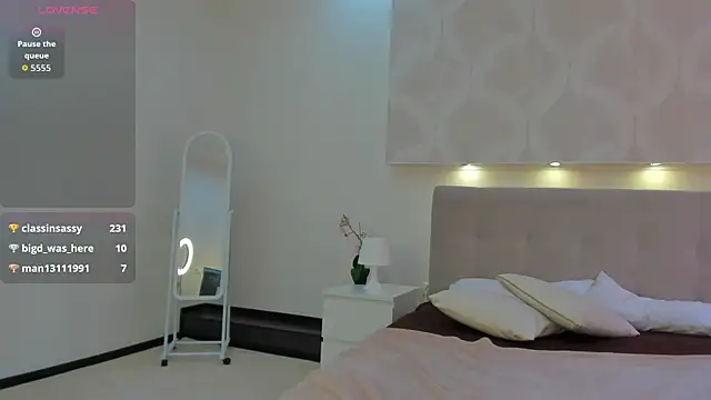 Jerry-Hall live cam on StripChat