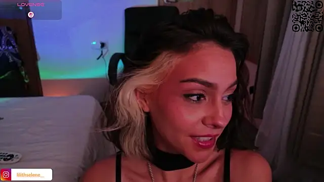lilithselene live webcam show