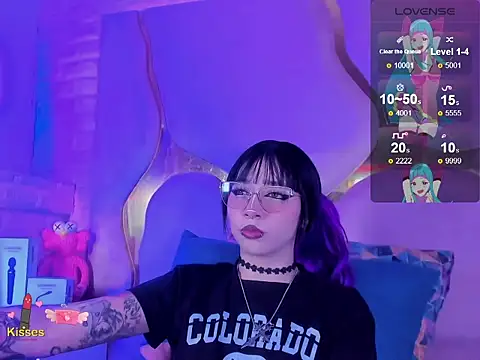 NaniiSisy webcam