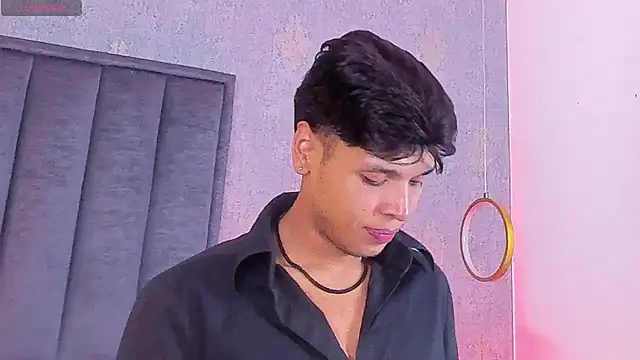 Alejandroo_Montenegro webcam