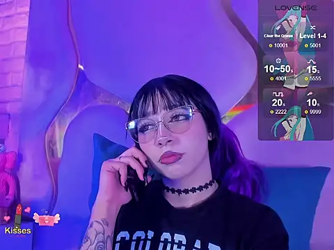 NaniiSisy webcam