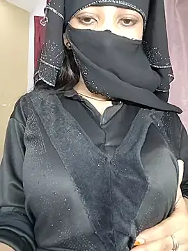 Noorkhatoon live cam