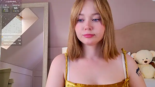ElaraVance webcam