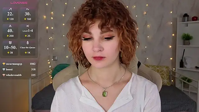 Kira__Fluffy webcam