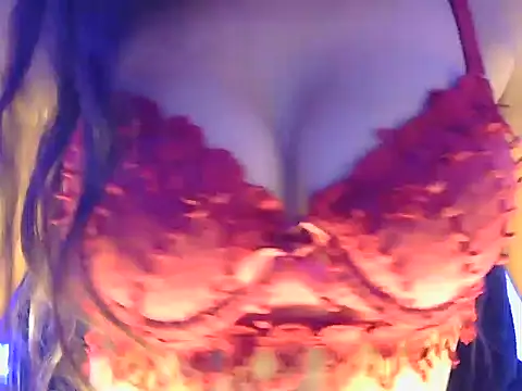 Sexy-anika webcam