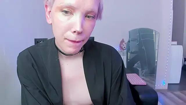 Модель: Lyricca