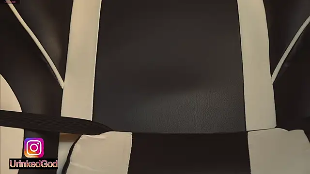urinkedgod - Urinkedgod's free webcam - UK Sex Cams