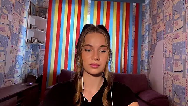 Miss_Blessnyth webcam