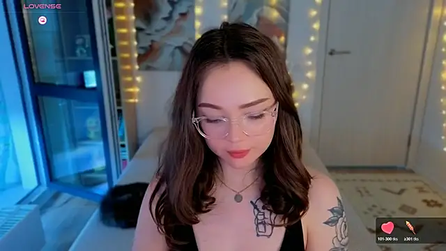 MilenaSaint webcam