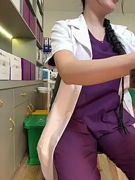 secretly_masturbating webcam