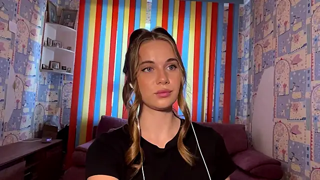 Miss_Blessnyth webcam