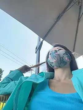 kiss_loo webcam