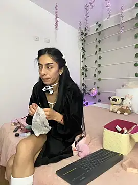 Lucyjoi webcam